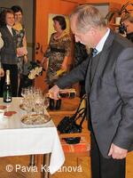 * Z DĚNÍ VE MĚSTĚ