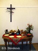 * Z DĚNÍ VE MĚSTĚ