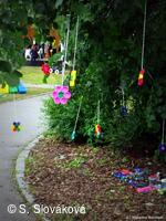 * Z DĚNÍ VE MĚSTĚ